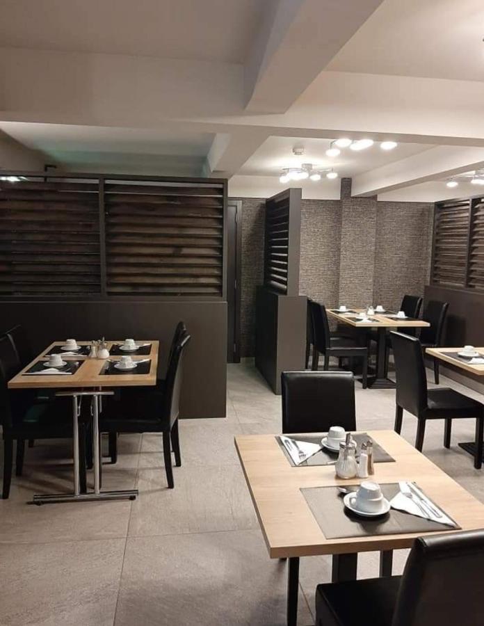 Hotel Saint Daniel Péruwelz Εξωτερικό φωτογραφία