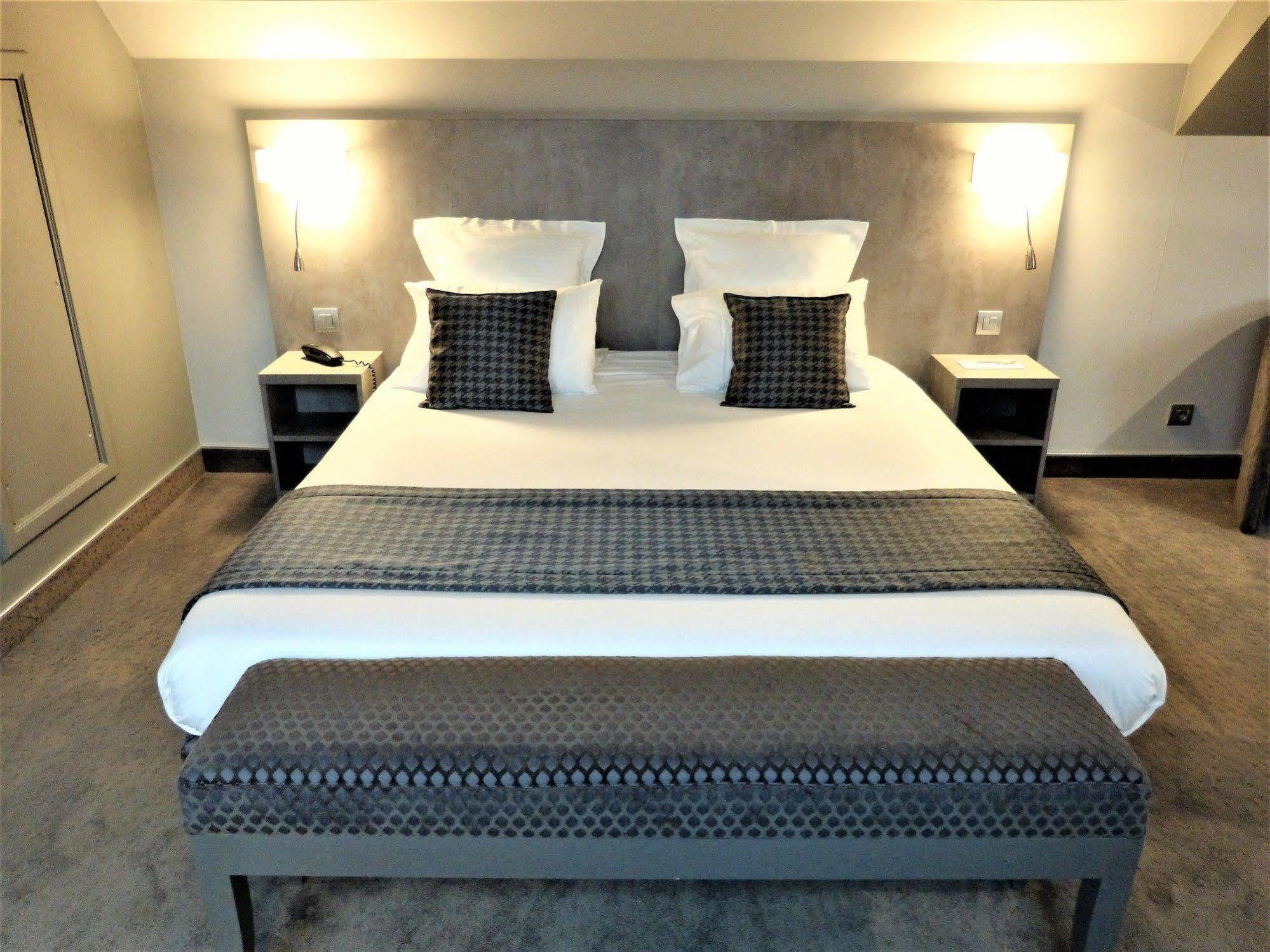 Hotel Saint Daniel Péruwelz Εξωτερικό φωτογραφία